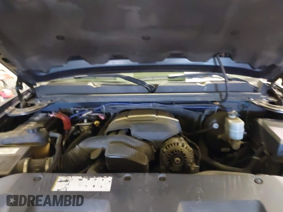 2007 Chevrolet Silverado 1500 LT w/1LT with VIN 2GCEC19C771621072, listed as a IAAI auction lot 41747993 with 217,232 mi miles. Bid and sale history available at carsss.com. Image 10.