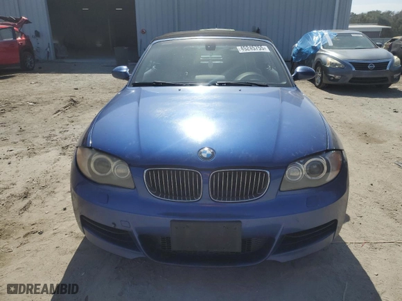 2009 BMW 1 Series 135i with VIN WBAUN93509VK40788, listed as a Copart auction lot 45245755 with 160,330 mi miles and Salvage Title. Bid and sale history available at carsss.com. Image 5.