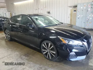 2019 Nissan Altima SR with VIN 1N4BL4CV8KC258935, listed as a Copart auction lot 70028694 with 97,267 mi miles and Salvage Title. Bid and sale history available at carsss.com. Image 4.