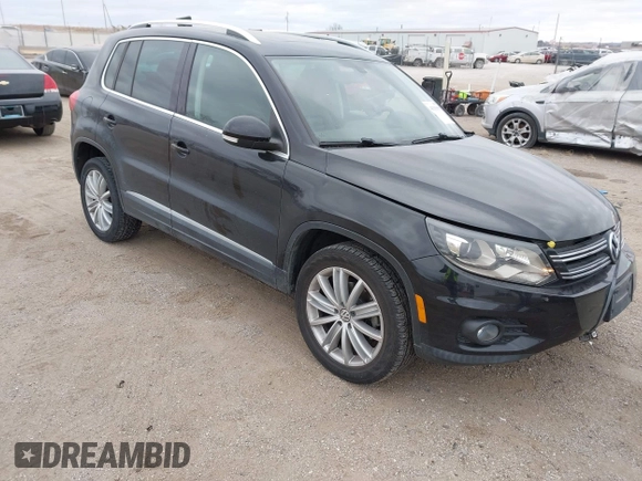 2016 Volkswagen Tiguan S with VIN WVGBV7AX9GW566451, listed as a IAAI auction lot 41393999 with 51,616 mi miles and . Bid and sale history available at DreamBid. Image 1.