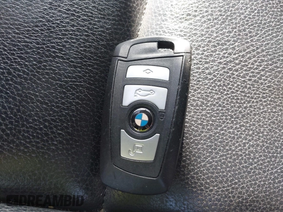 2011 BMW 5 Series 535i xDrive with VIN WBAFU7C58BC777569, listed as a IAAI auction lot 42072702 with 195,675 mi miles. Bid and sale history available at carsss.com. Image 11.