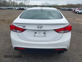 2014 Hyundai Elantra z VIN KMHDH6AH7EU025555, wystawiony jako IAAI lot #42080211 z przebiegiem 95 333 mil mil oraz . Historia ofert i sprzedaży dostępna na DreamBid. Obrazek 16.