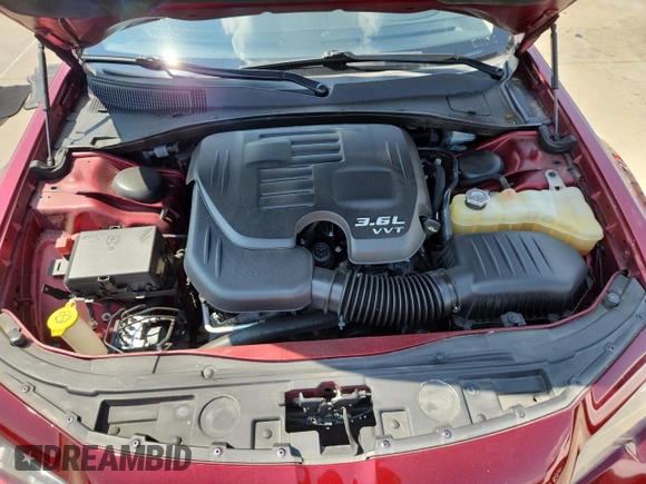 2019 Chrysler 300 Touring with VIN 2C3CCAAG1KH613575, listed as a Copart auction lot 59564495 with 85,680 mi miles and Salvage title. Bid and sale history available at DreamBid. Image 11.