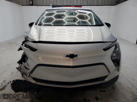 2023 Chevrolet Bolt EV 2LT z VIN 1G1FX6S0XP4184610, wystawiony jako Copart lot #53029115 z przebiegiem 55 610 mil mil oraz Nie do naprawy • Non repairable. Historia ofert i sprzedaży dostępna na DreamBid. Obrazek 5.