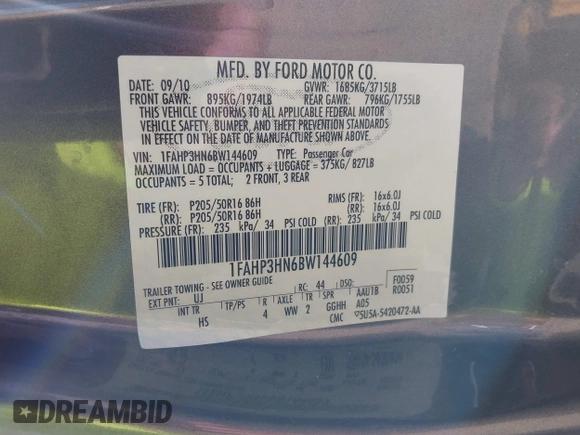2011 Ford Focus SEL with VIN 1FAHP3HN6BW144609, listed as a IAAI auction lot 41837279 with 91,845 mi miles. Bid and sale history available at carsss.com. Image 9.