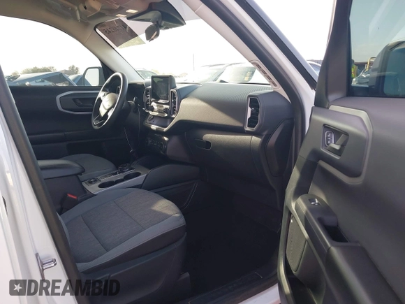 2021 Ford Bronco Sport Big Bend z VIN 3FMCR9B60MRA23790, wystawiony jako IAAI lot #41746245 z przebiegiem 40 247 mil mil oraz . Historia ofert i sprzedaży dostępna na DreamBid. Obrazek 5.