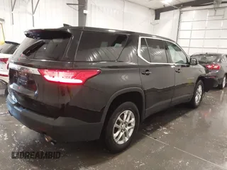 2018 Chevrolet Traverse LS with VIN 1GNEVFKW7JJ257543, listed as a IAAI auction lot 41619706 with 113,208 mi miles. Bid and sale history available at carsss.com. Image 4.