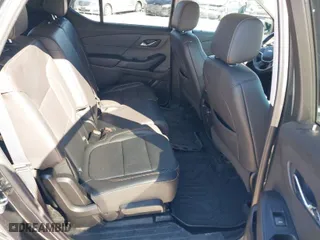 2021 Chevrolet Traverse LT Leather with VIN 1GNEVHKW0MJ175377, listed as a IAAI auction lot 41640271 with 48,197 mi miles. Bid and sale history available at carsss.com. Image 8.