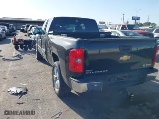 2011 Chevrolet Silverado 1500 LT with VIN 1GCRCSE00BZ327726, listed as a IAAI auction lot 41713327 with 228,435 mi miles. Bid and sale history available at carsss.com. Image 3.