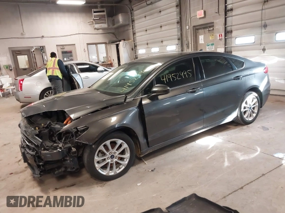 2020 Ford Fusion SE z VIN 3FA6P0LU4LR118809, wystawiony jako IAAI lot #41952995 z przebiegiem 35 353 mil mil oraz . Historia ofert i sprzedaży dostępna na DreamBid. Obrazek 18.