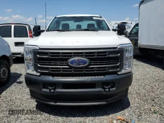 2023 Ford F-250 XL z VIN 1FTBF2BA9PED72362, wystawiony jako Copart lot #53801085 z przebiegiem Nie podano mil oraz Szkoda całkowita • Salvage title. Historia ofert i sprzedaży dostępna na DreamBid. Obrazek 5.