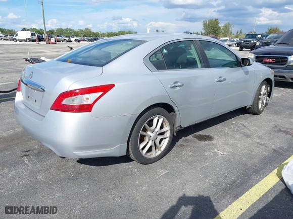 2009 Nissan Maxima 3.5 SV w/Sport Pkg with VIN 1N4AA51E99C824766, listed as a IAAI auction lot 41693353 with 159,902 mi miles. Bid and sale history available at carsss.com. Image 4.