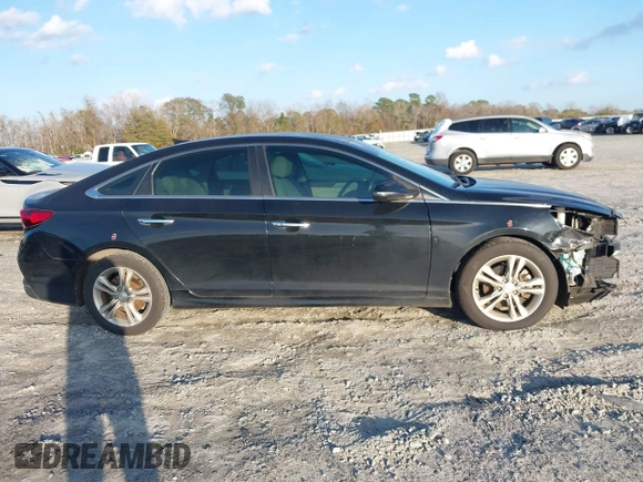 2018 Hyundai Sonata Sport with VIN 5NPE34AF1JH599695, listed as a IAAI auction lot 41231886 with 109,743 mi miles and . Bid and sale history available at carsss.com. Image 13.