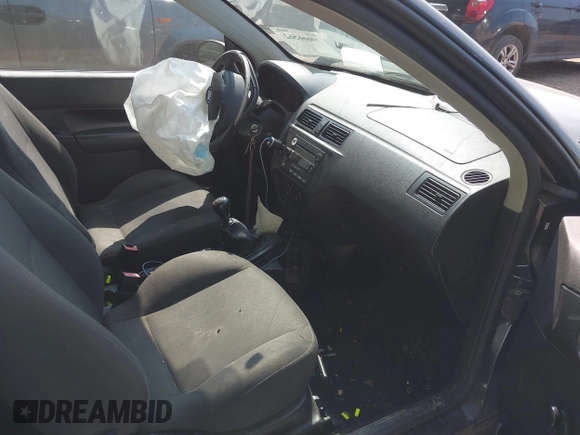 2007 Ford Focus S with VIN 1FAFP31NX7W166380, listed as a IAAI auction lot 41346001 with 179,464 mi miles and . Bid and sale history available at carsss.com. Image 5.