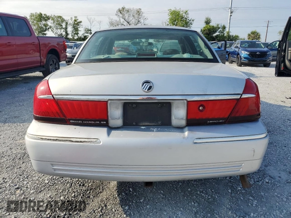 2000 Mercury Grand Marquis GS z VIN 2MEFM74W0YX715104, wystawiony jako Copart lot #54357855 z przebiegiem 111 231 mil mil oraz Szkoda całkowita • Salvage title. Historia ofert i sprzedaży dostępna na DreamBid. Obrazek 6.