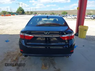 2014 Lexus ES 330 z VIN JTHBK1GG7E2089278, wystawiony jako IAAI lot #42268786 z przebiegiem 131 621 mil mil oraz . Historia ofert i sprzedaży dostępna na DreamBid. Obrazek 17.
