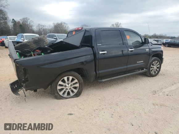 2017 Toyota Tundra Limited z VIN 5TFHW5F10HX606254, wystawiony jako Copart lot #49882695 z przebiegiem Nie podano mil oraz Szkoda całkowita • Salvage title. Historia ofert i sprzedaży dostępna na DreamBid. Obrazek 3.