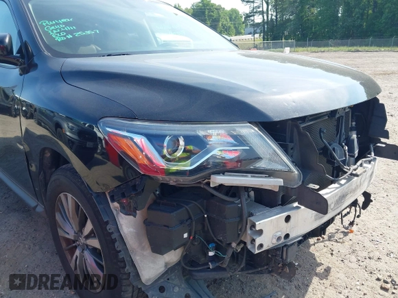 2018 Nissan Pathfinder Platinum z VIN 5N1DR2MN2JC640330, wystawiony jako IAAI lot #42147082 z przebiegiem 179 728 mil mil oraz . Historia ofert i sprzedaży dostępna na DreamBid. Obrazek 18.