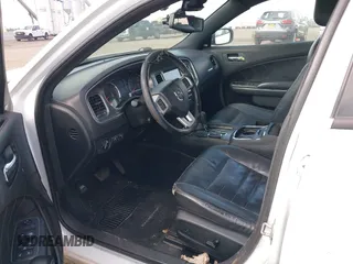 2011 Dodge Charger RT Plus with VIN 2B3CL5CT0BH609483, listed as a IAAI auction lot 40474315 with 202,644 mi miles. Bid and sale history available at carsss.com. Image 5.