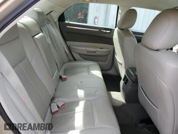 2009 Chrysler 300 Touring with VIN 2C3LA53V29H529624, listed as a Copart auction lot 50234325 with 176,862 mi miles and Salvage Title. Bid and sale history available at carsss.com. Image 11.