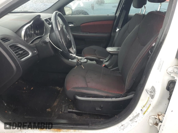2014 Dodge Avenger SXT with VIN 1C3CDZCG3EN165716, listed as a Copart auction lot 57795365 with 33,070 mi miles and Salvage title. Bid and sale history available at DreamBid. Image 7.