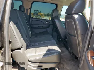 2008 GMC Yukon XL SLT 4SB z VIN 1GKFC16J18J187752, wystawiony jako Copart lot #56797975 z przebiegiem 315 232 mil mil oraz Szkoda całkowita • Salvage title. Historia ofert i sprzedaży dostępna na DreamBid. Obrazek 11.