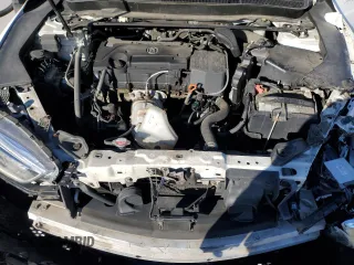 2018 Acura TLX with VIN 19UUB1F39JA002412, listed as a Copart auction lot 41780555 with 140,950 mi miles and Salvage Title. Bid and sale history available at carsss.com. Image 13.