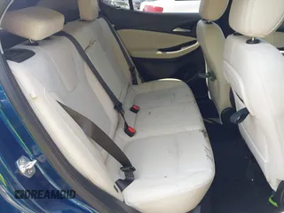 2021 Buick Encore GX Select z VIN KL4MMESL8MB090268, wystawiony jako IAAI lot #42729801 z przebiegiem 27 516 mil mil oraz . Historia ofert i sprzedaży dostępna na DreamBid. Obrazek 8.
