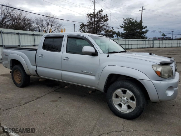 2010 Toyota Tacoma with VIN 3TMMU4FN9AM016129, listed as a Copart auction lot 49929585 with NaN miles and Clean Title. Bid and sale history available at carsss.com. Image 4.