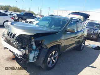 2019 Jeep Cherokee Limited with VIN 1C4PJMDX2KD225218, listed as a IAAI auction lot 41816358 with 90,744 mi miles. Bid and sale history available at carsss.com. Image 23.