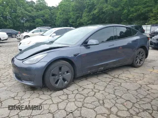 2023 Tesla Model 3 z VIN 5YJ3E1EA3PF395258, wystawiony jako Copart lot #58816165 z przebiegiem 20 554 mil mil oraz Szkoda całkowita • Salvage title. Historia ofert i sprzedaży dostępna na DreamBid. Obrazek 1.