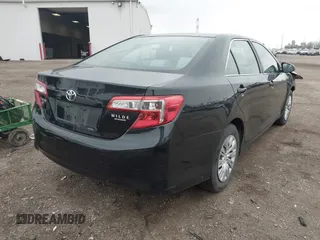 2012 Toyota Camry L with VIN 4T1BF1FK0CU520424, listed as a IAAI auction lot 41903916 with 158,001 mi miles. Bid and sale history available at carsss.com. Image 4.