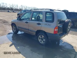 2002 Chevrolet Tracker with VIN 2CNBJ13C026911257, listed as a IAAI auction lot 41760465 with 135,549 mi miles and . Bid and sale history available at DreamBid. Image 3.