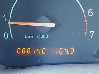 2002 Saab 9-3 SE z VIN YS3DF78K727009327, wystawiony jako IAAI lot #41839157 z przebiegiem 88 140 mil mil oraz . Historia ofert i sprzedaży dostępna na DreamBid. Obrazek 15.