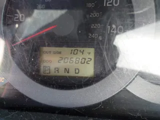 2007 Toyota RAV4 Limited with VIN JTMZK31V375008409, listed as a IAAI auction lot 42028208 with 206,802 mi miles. Bid and sale history available at carsss.com. Image 7.