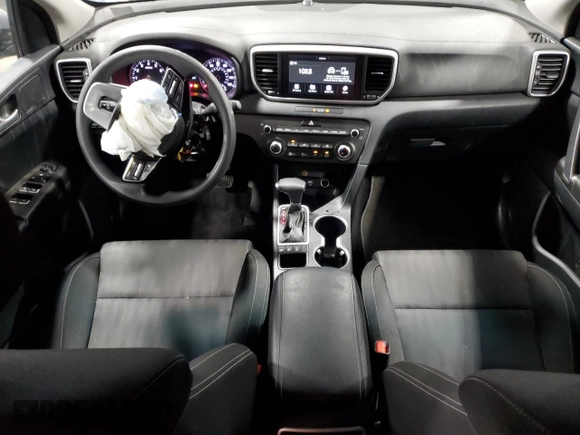 2022 Kia Sportage LX with VIN KNDPMCAC7N7002128, listed as a Copart auction lot 75682934 with 45,522 mi miles and Salvage Title. Bid and sale history available at DreamBid. Image 8.