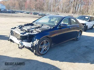 2019 Mercedes-Benz E-Class E 300 with VIN WDDZF4KB8KA592634, listed as a IAAI auction lot 41817498 with 103,676 mi miles. Bid and sale history available at carsss.com. Image 2.