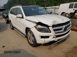2015 Mercedes-Benz GL-Class GL 450 with VIN 4JGDF6EE4FA595361, listed as a Copart auction lot 55165613 with 102,147 mi miles. Bid and sale history available at carsss.com. Image 4.