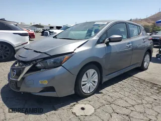 2022 Nissan LEAF S z VIN 1N4AZ1BV6NC562733, wystawiony jako Copart lot #61477105 z przebiegiem 37 551 mil mil oraz Czysty tytuł • Clean title. Historia ofert i sprzedaży dostępna na DreamBid. Obrazek 1.