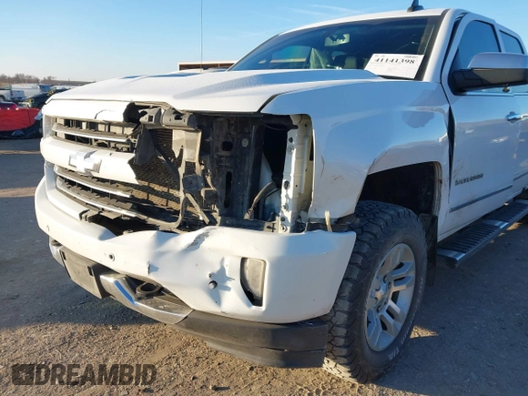 2016 Chevrolet Silverado 1500 LTZ with VIN 3GCUKSEJ2GG324890, listed as a IAAI auction lot 41141398 with 193,362 mi miles. Bid and sale history available at carsss.com. Image 6.