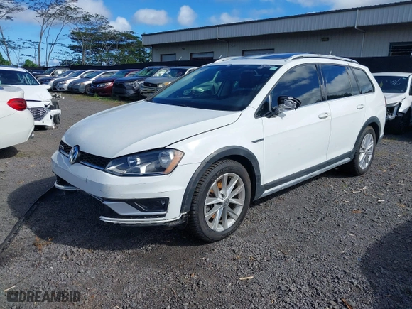 2017 Volkswagen Golf Alltrack S with VIN 3VWH17AU0HM525270, listed as a IAAI auction lot 40931148 with 1 mi miles. Bid and sale history available at carsss.com. Image 21.