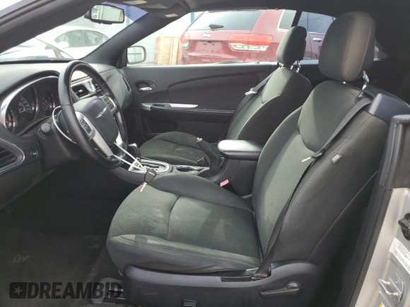 2011 Chrysler 200 Limited with VIN 1C3BC7EG9BN563797, listed as a Copart auction lot 41914665 with 221,103 mi miles and Salvage Title. Bid and sale history available at DreamBid. Image 7.