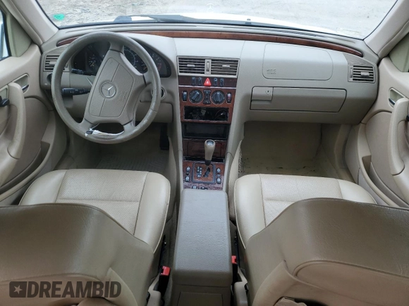 2000 Mercedes-Benz C 230 Kompressor with VIN WDBHA24G6YF928020, listed as a Copart auction lot 89279935 with Not Provided miles and Salvage Title. Bid and sale history available at carsss.com. Image 8.