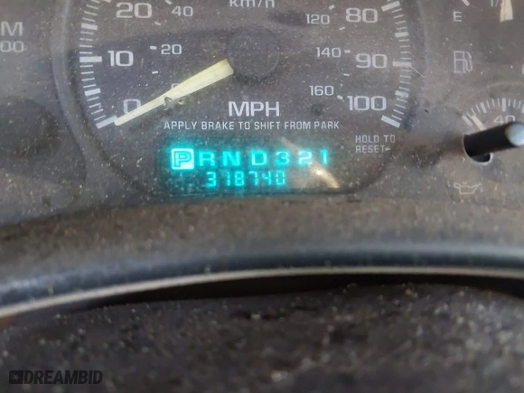 2001 Chevrolet Silverado 1500 LS with VIN 2GCEC19T911403528, listed as a IAAI auction lot 41432803 with 318,740 mi miles. Bid and sale history available at carsss.com. Image 16.