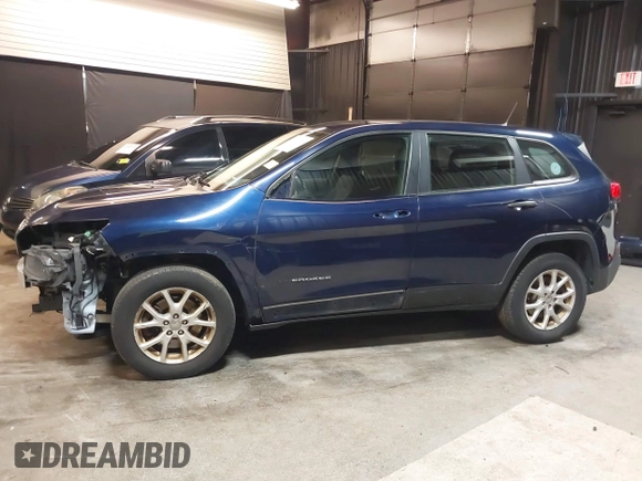 2015 Jeep Cherokee Sport with VIN 1C4PJMAB3FW564055, listed as a IAAI auction lot 42434835 with 237,027 mi miles and . Bid and sale history available at DreamBid. Image 15.