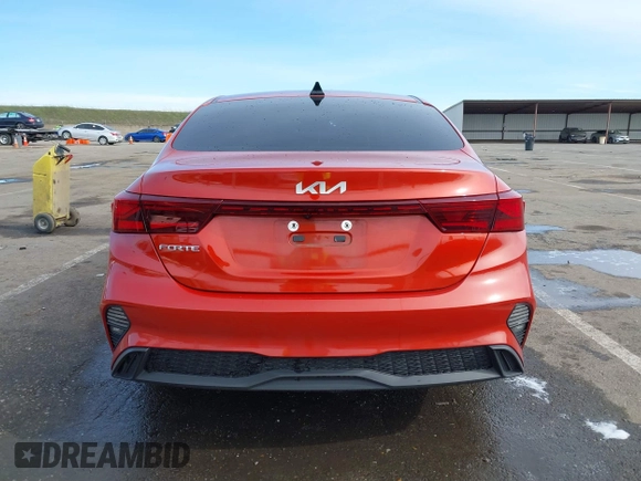 2022 Kia Forte LXS with VIN 3KPF24AD8NE466318, listed as a IAAI auction lot 41567083 with 60,633 mi miles. Bid and sale history available at carsss.com. Image 17.