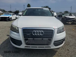 2011 Audi Q5 Premium Plus with VIN WA1LFAFP3BA044376, listed as a Copart auction lot 60174135 with 98,399 mi miles and Salvage title. Bid and sale history available at DreamBid. Image 5.