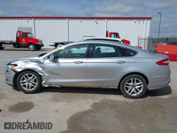 2013 Ford Fusion SE with VIN 3FA6P0HR6DR247396, listed as a IAAI auction lot 41925395 with 111,230 mi miles. Bid and sale history available at carsss.com. Image 13.