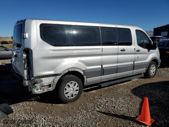 2017 Ford Transit Wagon XL with VIN 1FBZX2ZG3HKA36638, listed as a Copart auction lot 78204914 with 105,715 mi miles and Salvage Title. Bid and sale history available at carsss.com. Image 3.