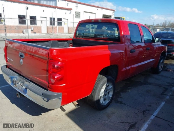 2005 Dodge Dakota SLT with VIN 1D7HE48K85S297456, listed as a IAAI auction lot 41813718 with 192229 miles. Bid and sale history available at carsss.com. Image 4.
